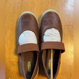 KEEN Brown Lorelai Mary Jane’s NWOT